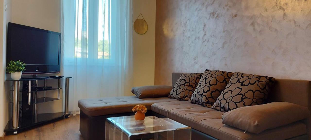 Apartment Pomerio Rijeka Exterior photo